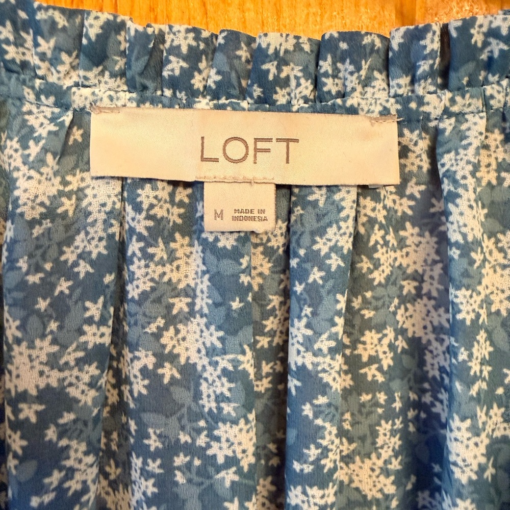 LOFT Blue and White Floral Tiered Skirt